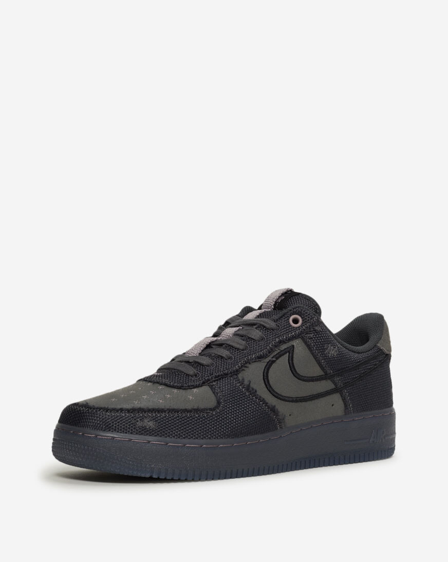 NIKE エアフォース1 Shop Nike Air Force 1 '07 IQ0614-060 black | SNIPES USA