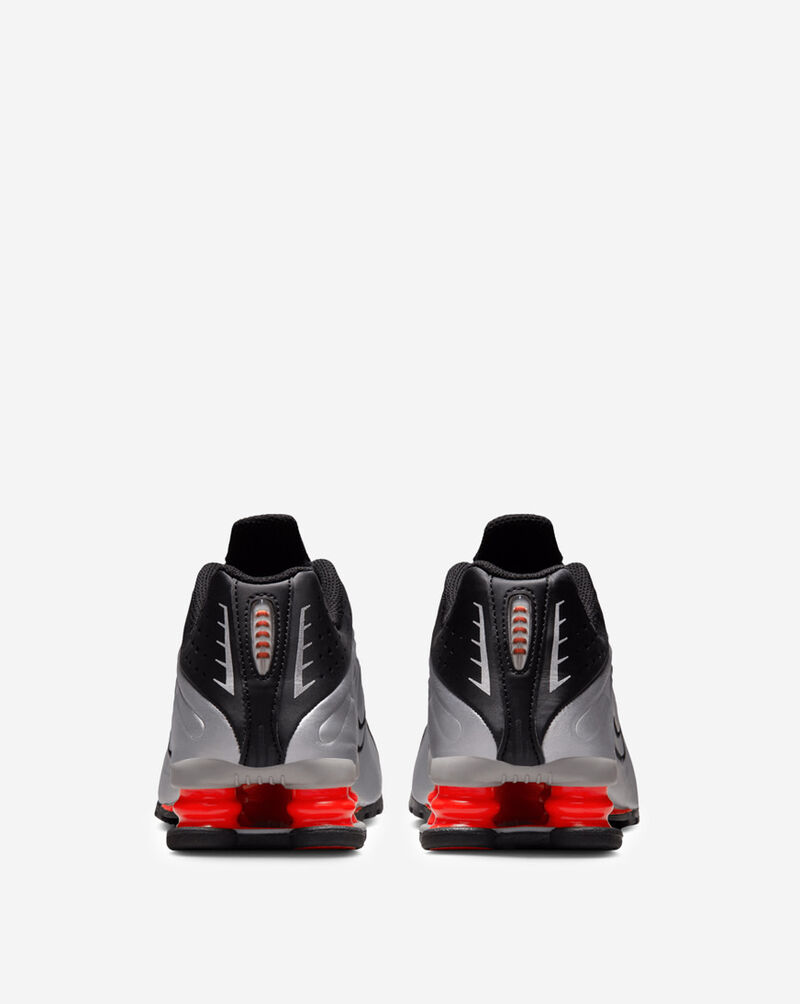 Nike Big Kids' Shox R4 CW2626-005 Black 4