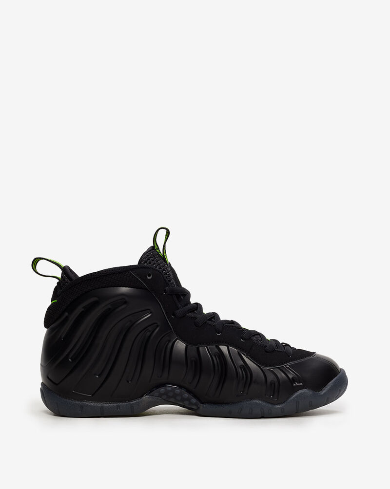 Nike Big Kids' Air Foamposite Pro IQ7230-001 Black 4