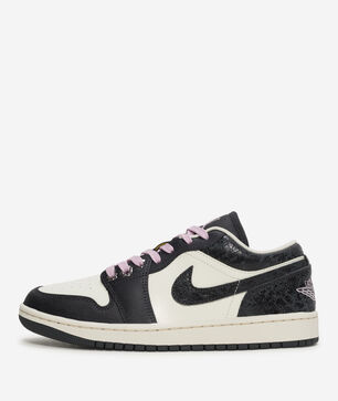 Air Jordan 1 Low SE