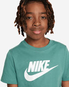 Nike Big Kids' NSW Futura Icon Tee AR5252-361 Green 3