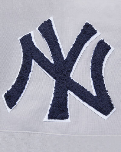 New York Yankees Classic Chenille Double Knit Short 
