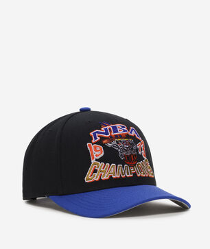 New York Knicks Pro Crown Championship Snapback Hat