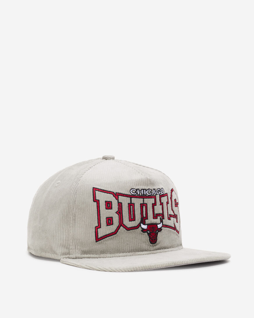 Shop New Era 9Fifty Chicago Bulls Corduroy Golfer Hat