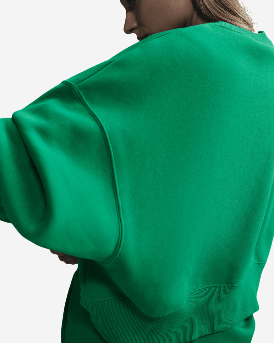 Shop Nike NSW Phoenix Fleece Sweatshirt DQ5761-324 green | SNIPES USA