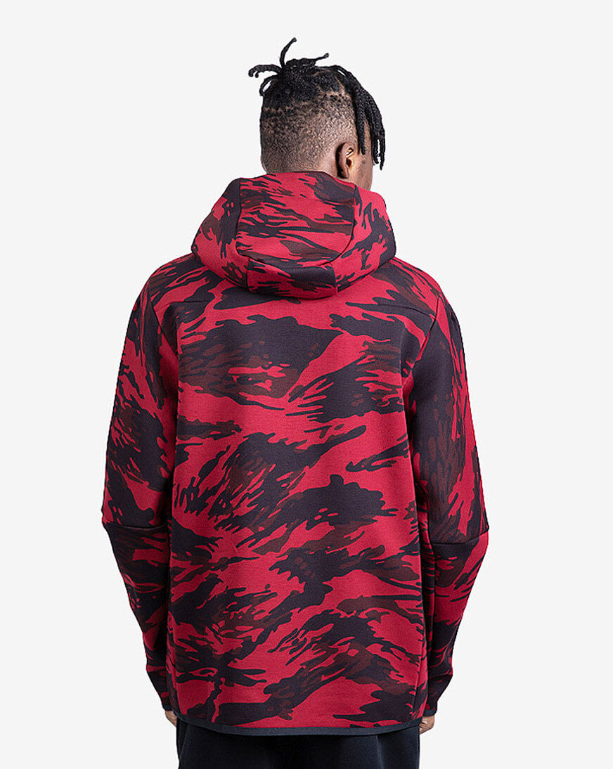 nsw tech fleece hoodie