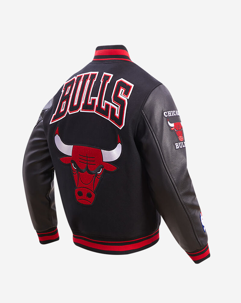 PRO STANDARD Chicago Bulls Retro Classic Rib Wool Varsity Jacket  BCB656015-BRK Black 3