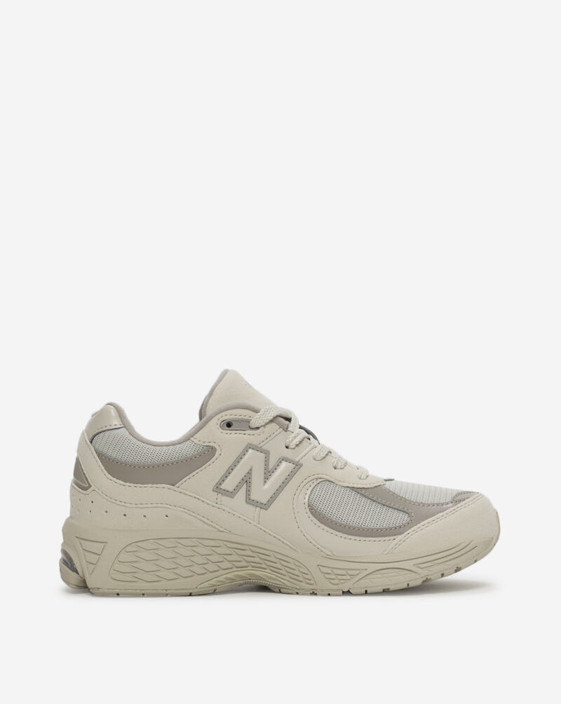 New Balance Grade School 2002 GC2002BE Beige 4