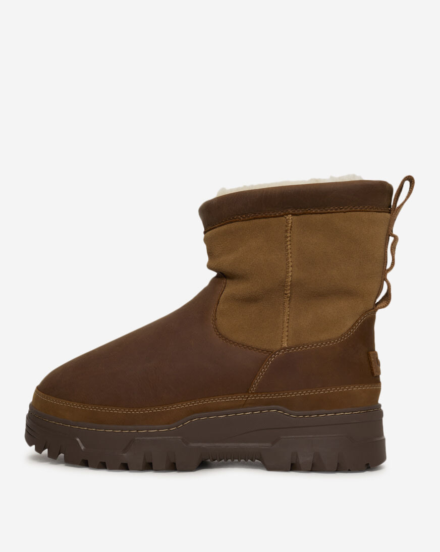 Shop UGG Heritage Pull-On TrailGazer 1158213-CHE beige | SNIPES USA