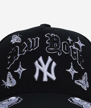 New York Yankees Pro Pinch Pixel Portal Snapback Hat