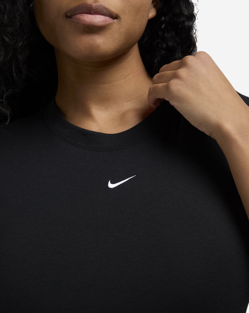 Shop Nike NSW Chill Knit T-Shirt FV5508-010 black | SNIPES USA