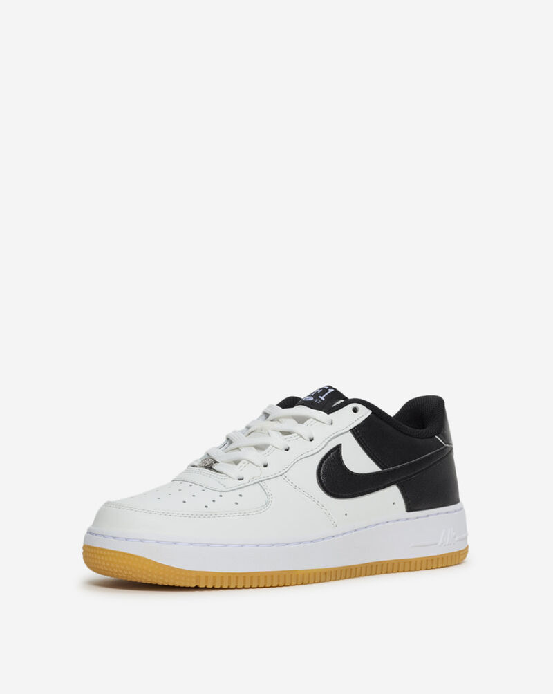 Nike Big Kids' Air Force 1 '07 LV8 IQ2741-100 White 2