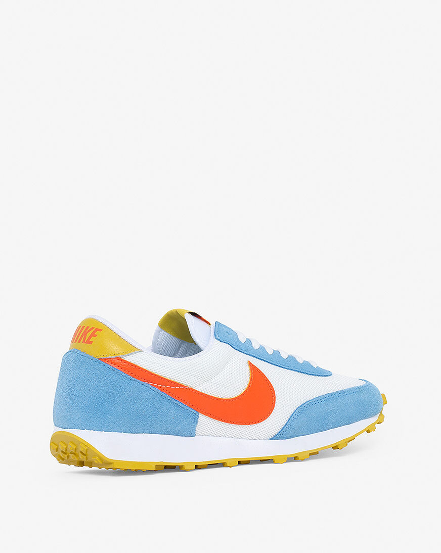 nike tailwind daybreak