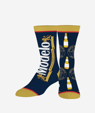 Modelo Split Crew Socks