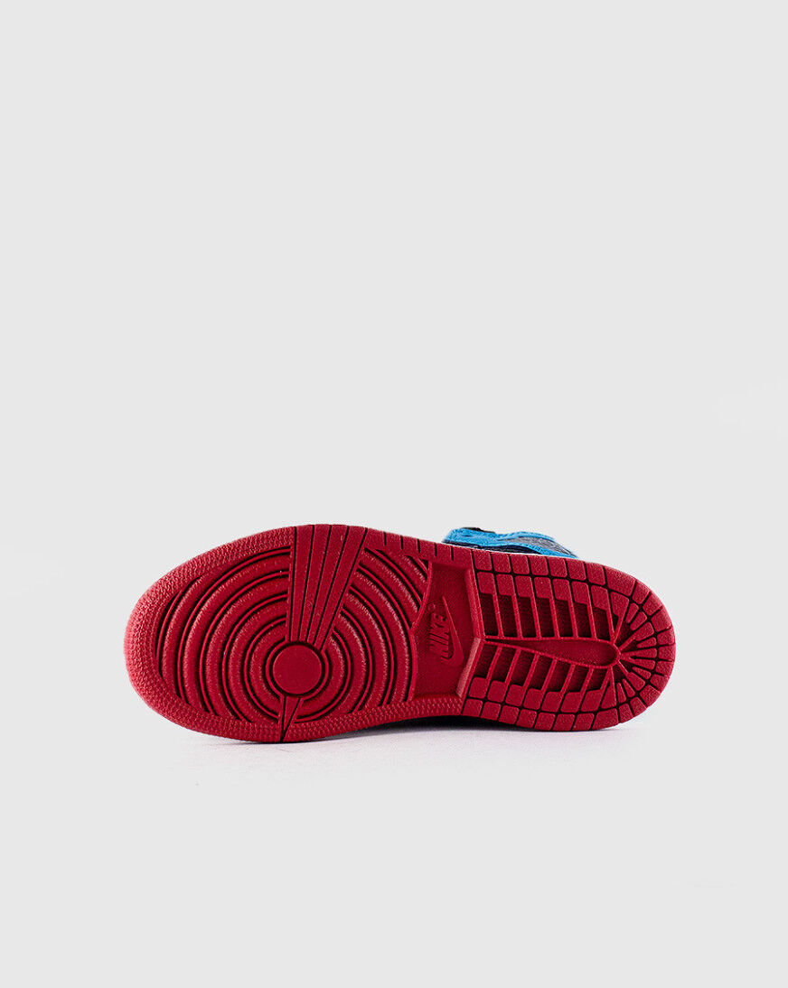 nc to chi jordan 1 shirt