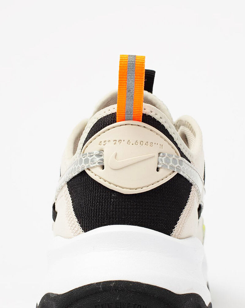 nike tc 7900 lx sneaker