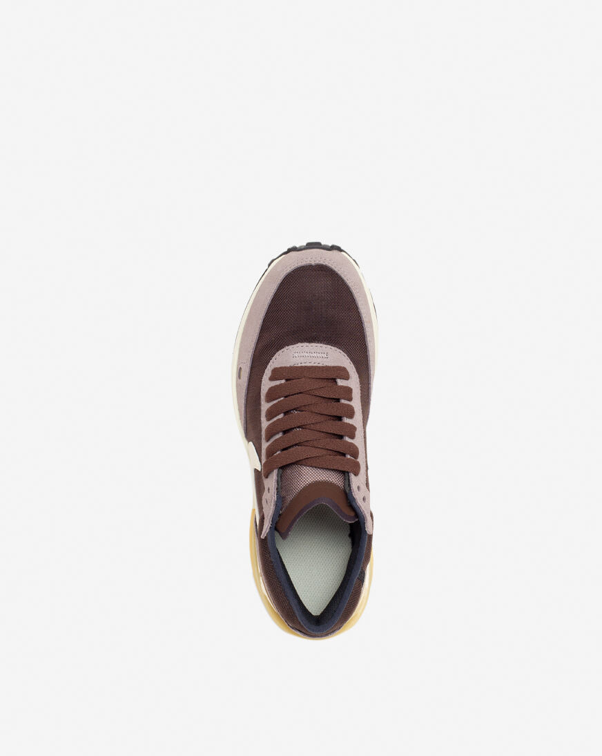 Shop Nike Grade School Waffle One DC0481-200 brown | SNIPES USA