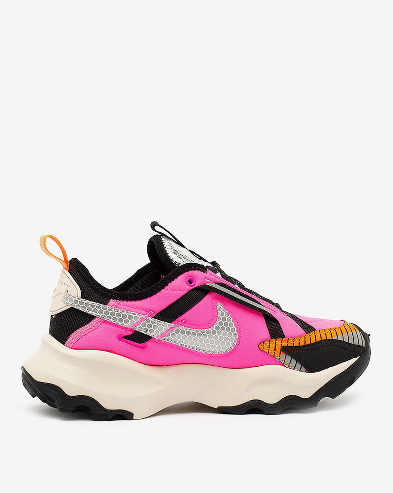 nike tc 7900 lx sneaker