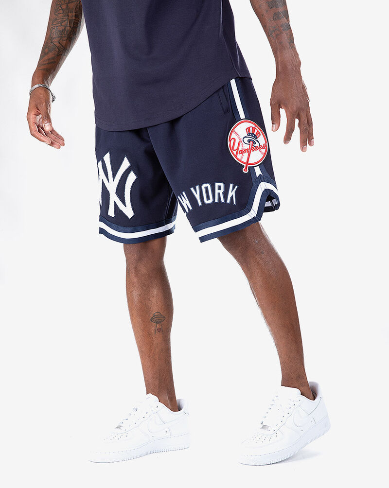 PRO STANDARD New York Yankees Pro Team Shorts LNY331606-MDN Blue 3