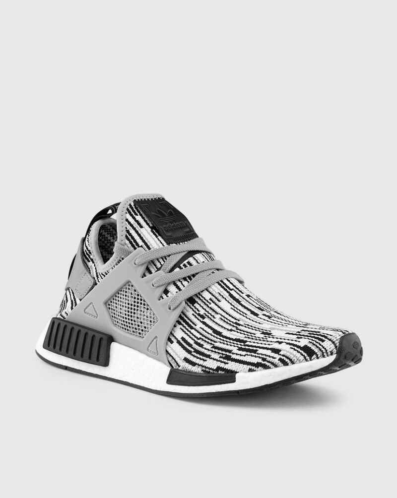 Shop adidas Nmd Xr1 Primeknit BY1910 black | SNIPES USA