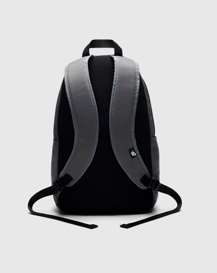 nike elemental ba5381