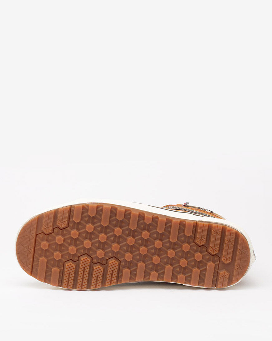Shop Vans Sk8-HI MTE 2.0 DX VN0A4P3IRIZ 