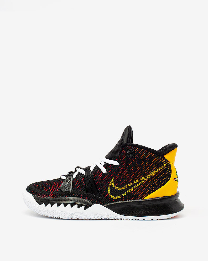 kyrie irving basketball shoes black