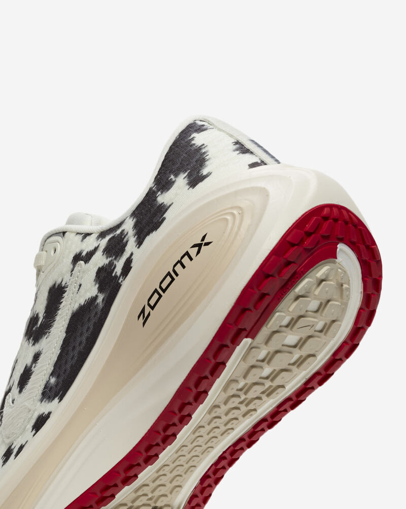 Nike Vomero Plus IR0035-100 animal print 8