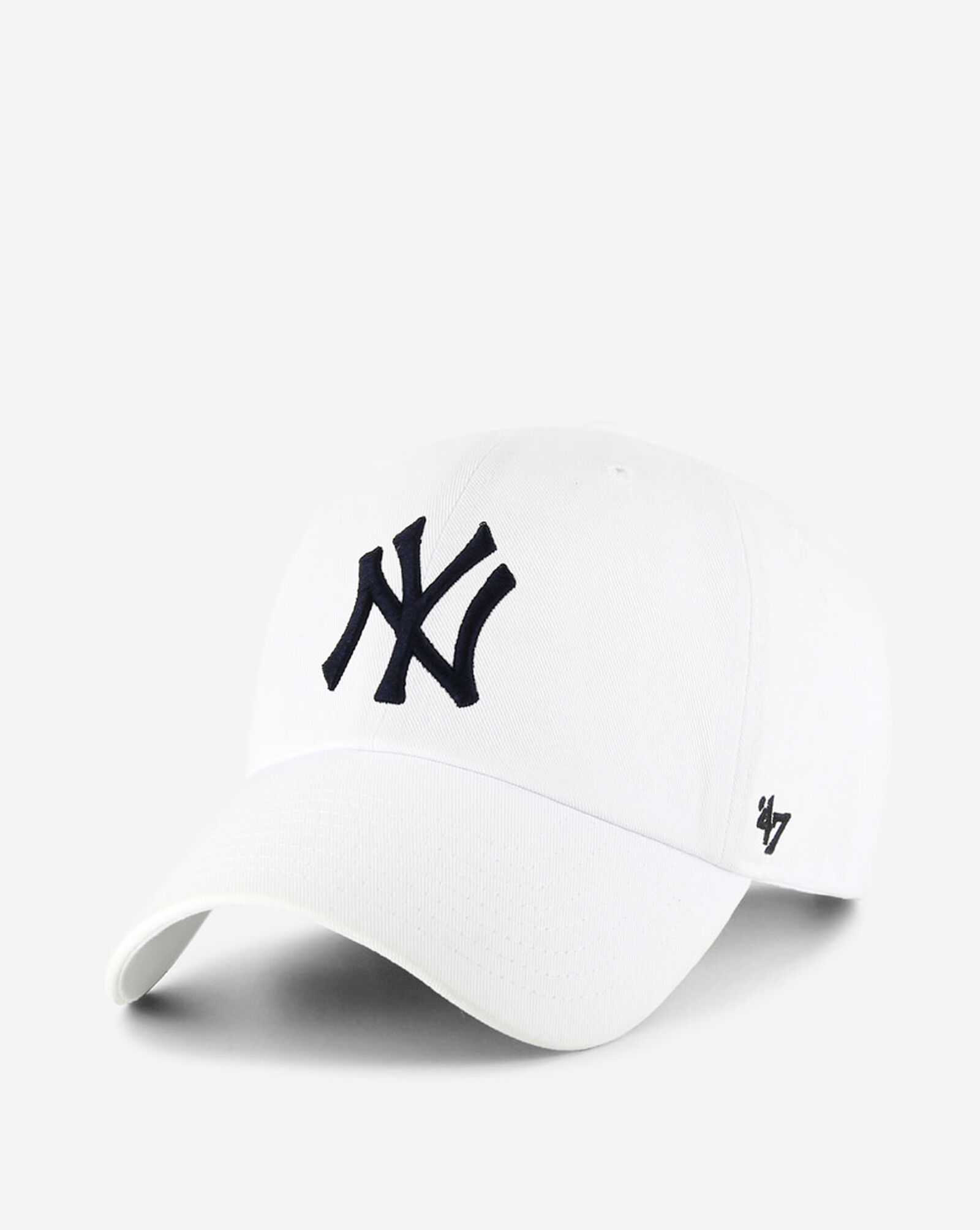 Shop '47 Brand New York Yankees Dad Cap BRGW17GWSWHAWH white