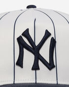 New Era 9Fifty New York Yankees Satin Pinstripe Snapback Hat 60724092 White 2