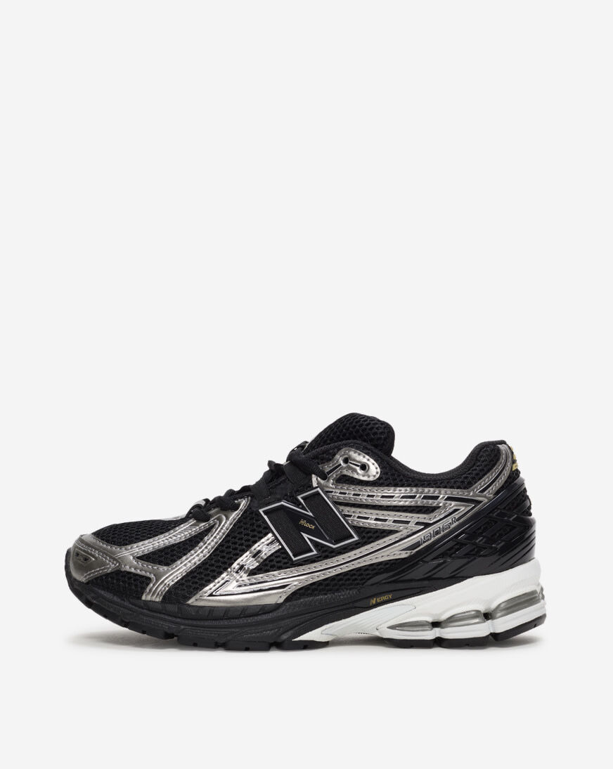 Shop New Balance Grade School 1906R U1906RCFJ black | SNIPES USA