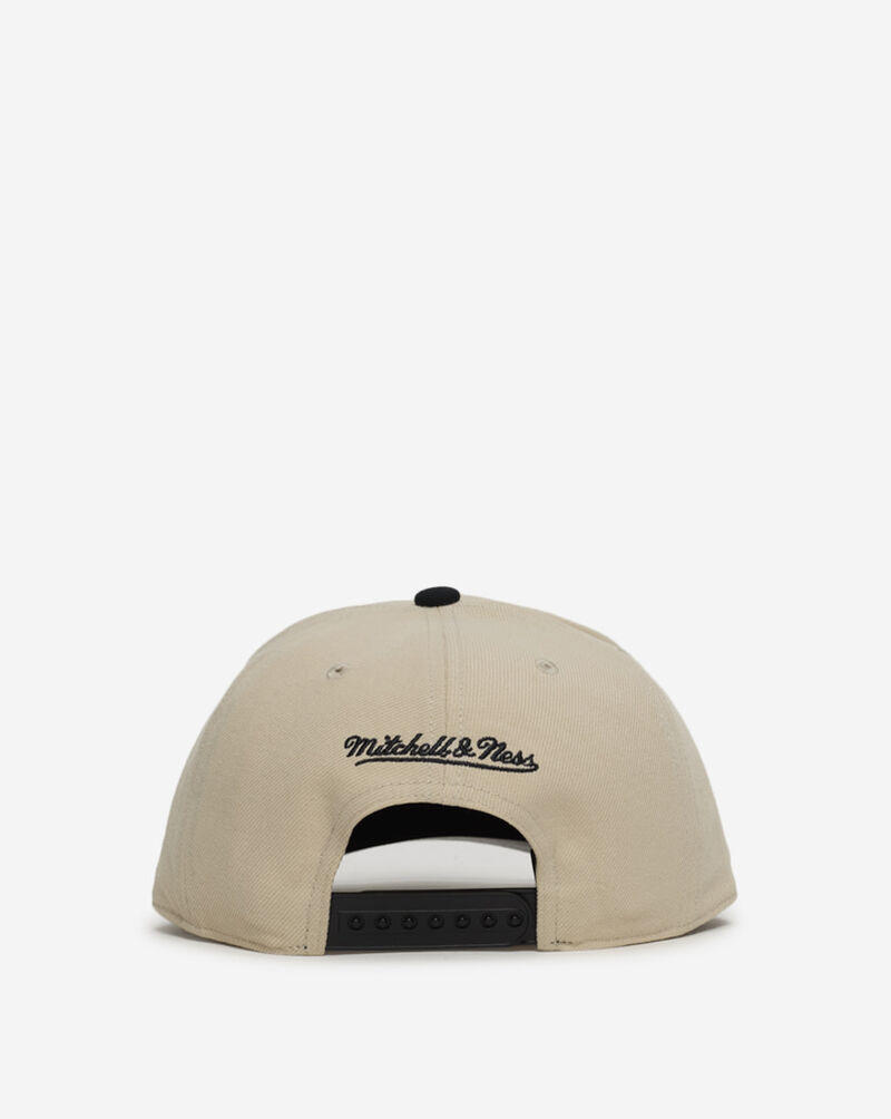 Mitchell  Ness Chicago White Sox Pro Pinch Distressed Eye Snapback Hat HP20450-CWSTABK Beige 3