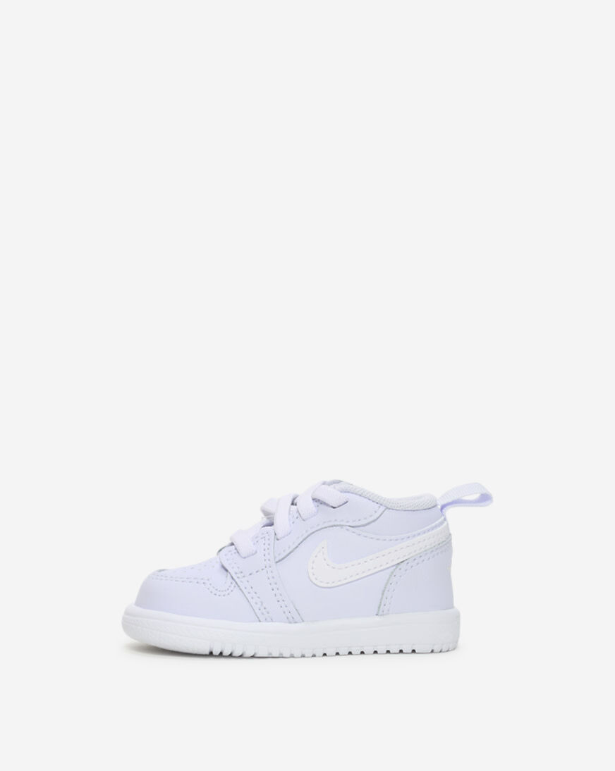 white infant jordan shoes