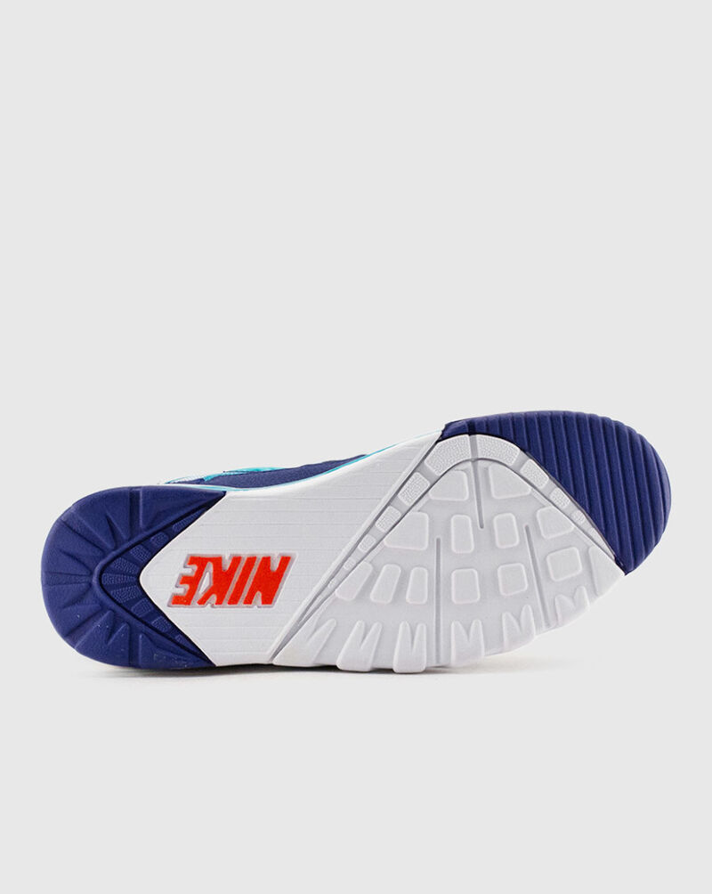 nike snap on shoes