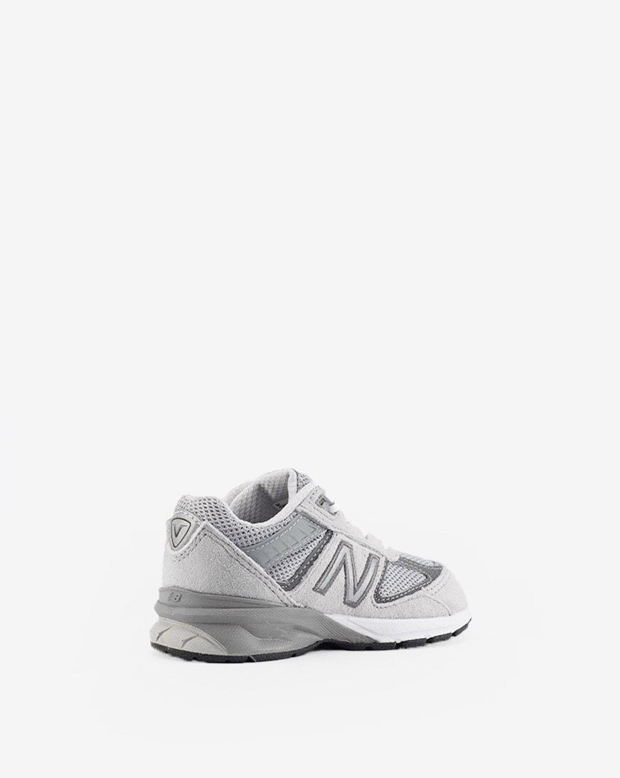 toddler boy new balance 990