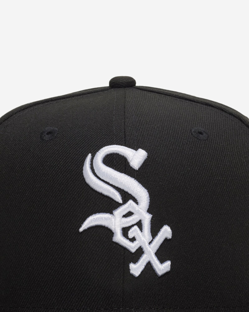 New Era 9Fifty Chicago White Sox Basic Snapback Hat 11591069 Black 2