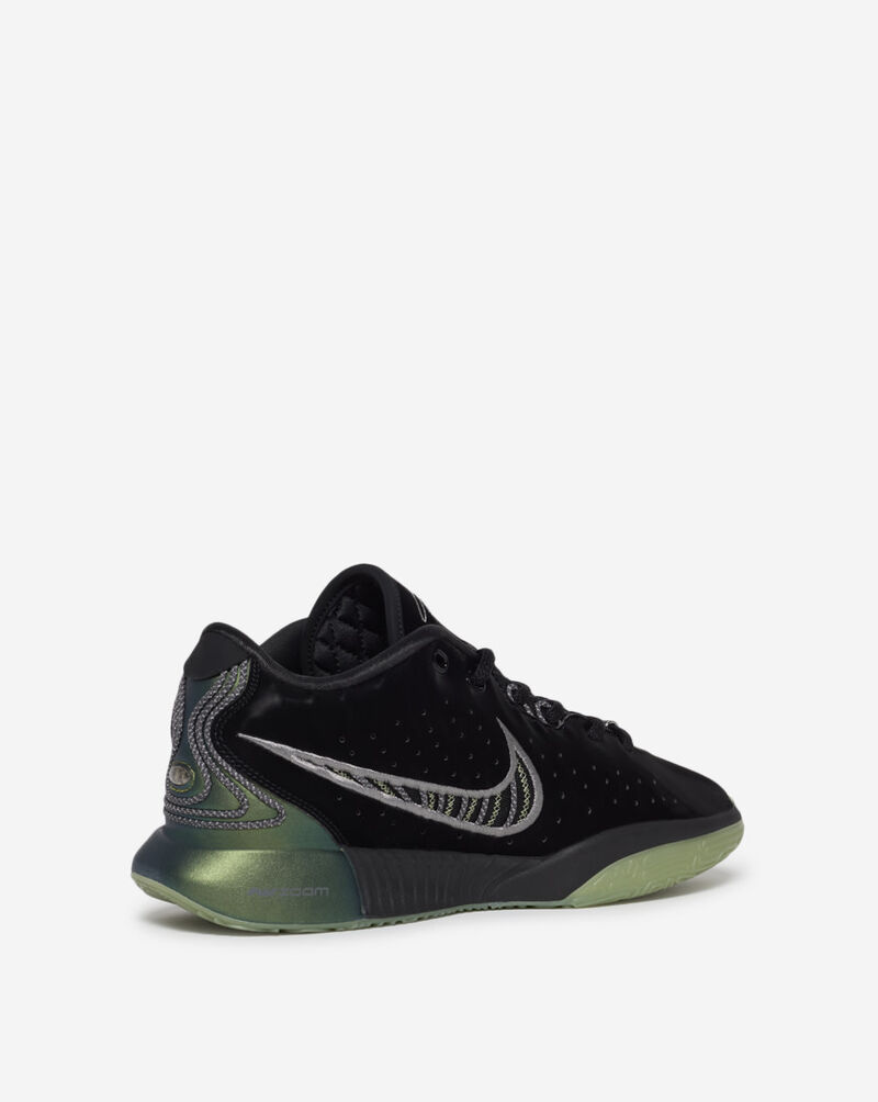 Nike Big Kids' LeBron XXI FB7699-001 Black 3