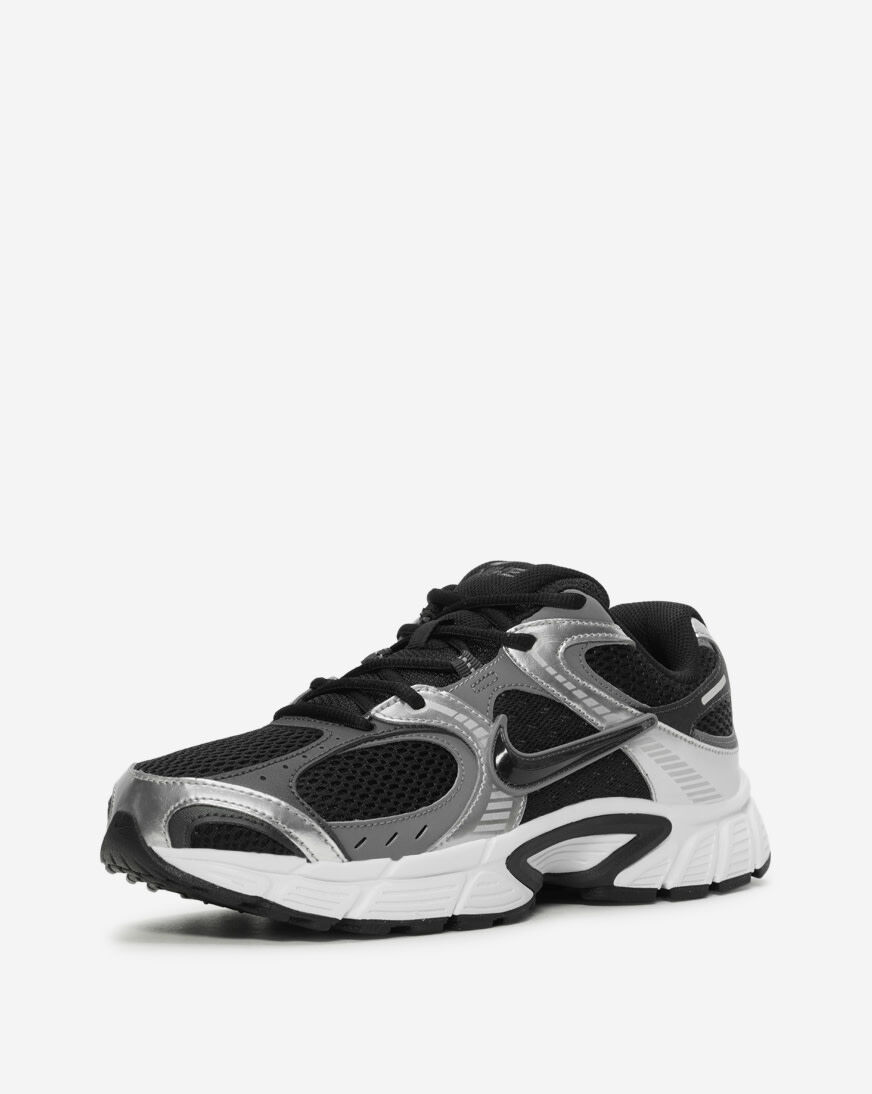 Shop Nike V5 RNR HJ5228-004 black | SNIPES USA