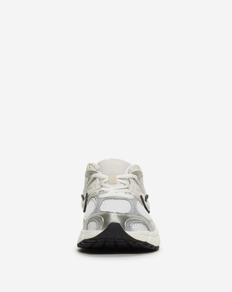 Nike V5 RNR HQ7901-104 cream 3