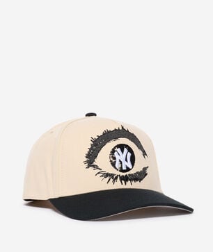 New York Yankees Pro Pinch Distressed Eye Snapback Hat