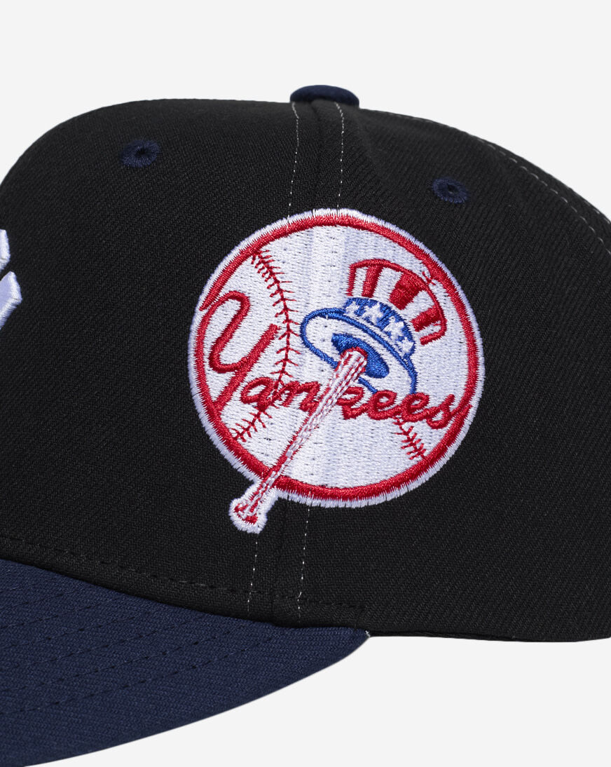 Shop Mitchell Ness New York Yankees Overbite Pro Snapback