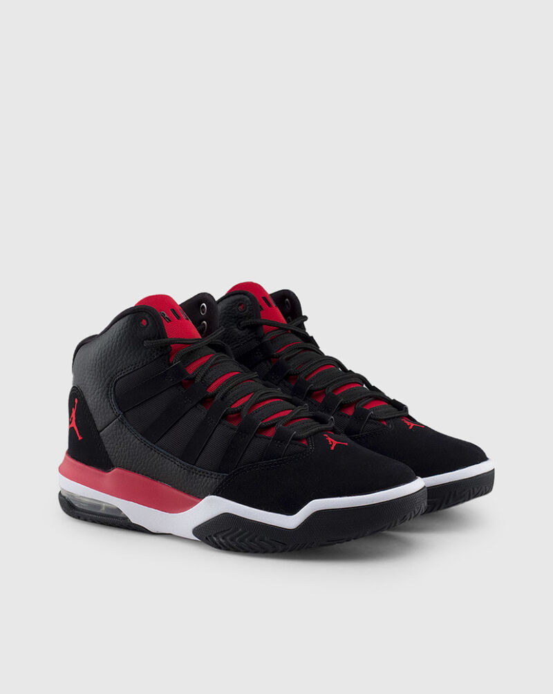 snipes jordan aura 2