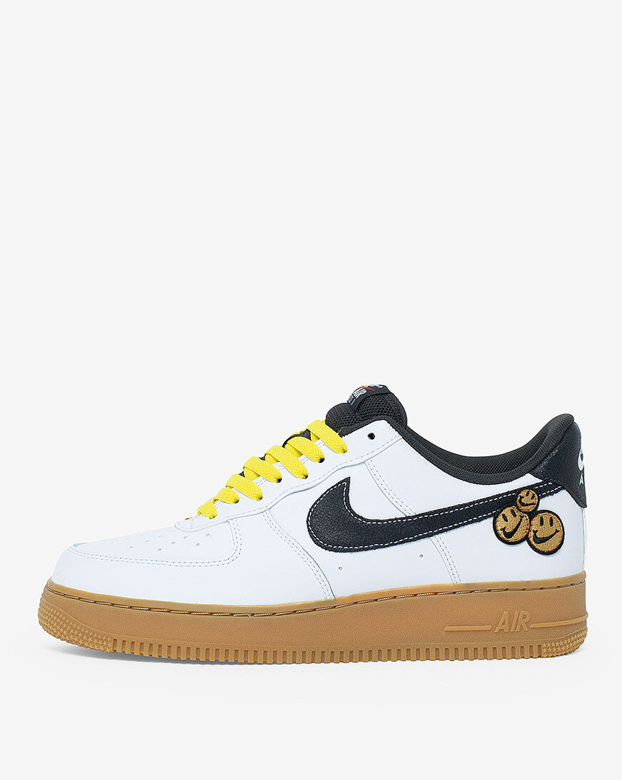Nike Air Force 1 LV8 \