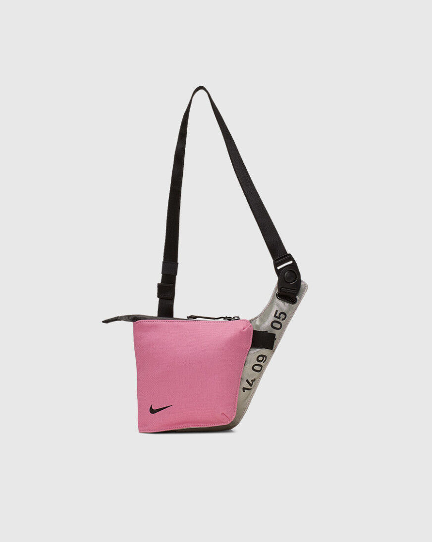 nike tech crossbody bag