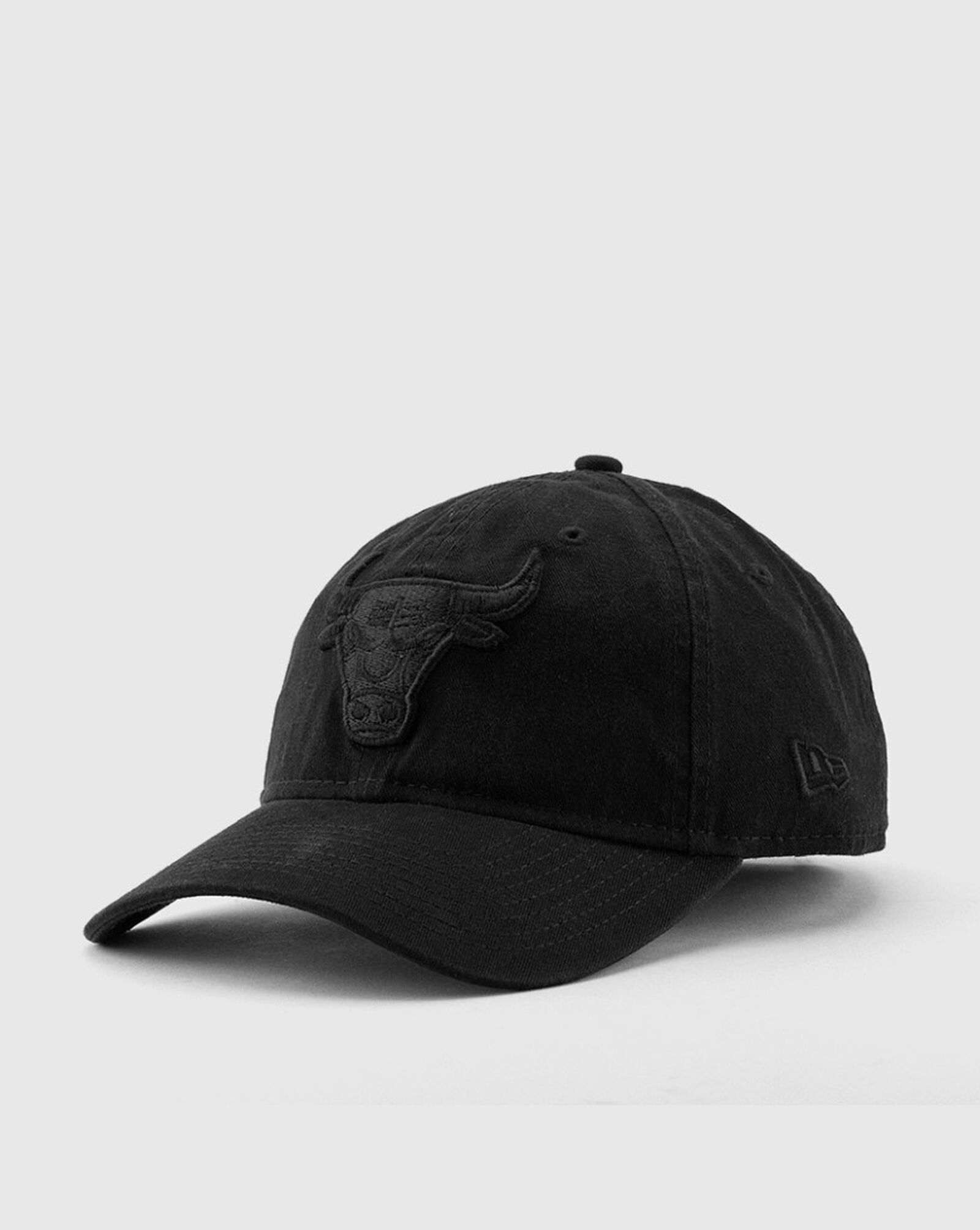 Shop New Era 9Twenty Core Classic Tonal Bulls 80619193 black SNIPES USA