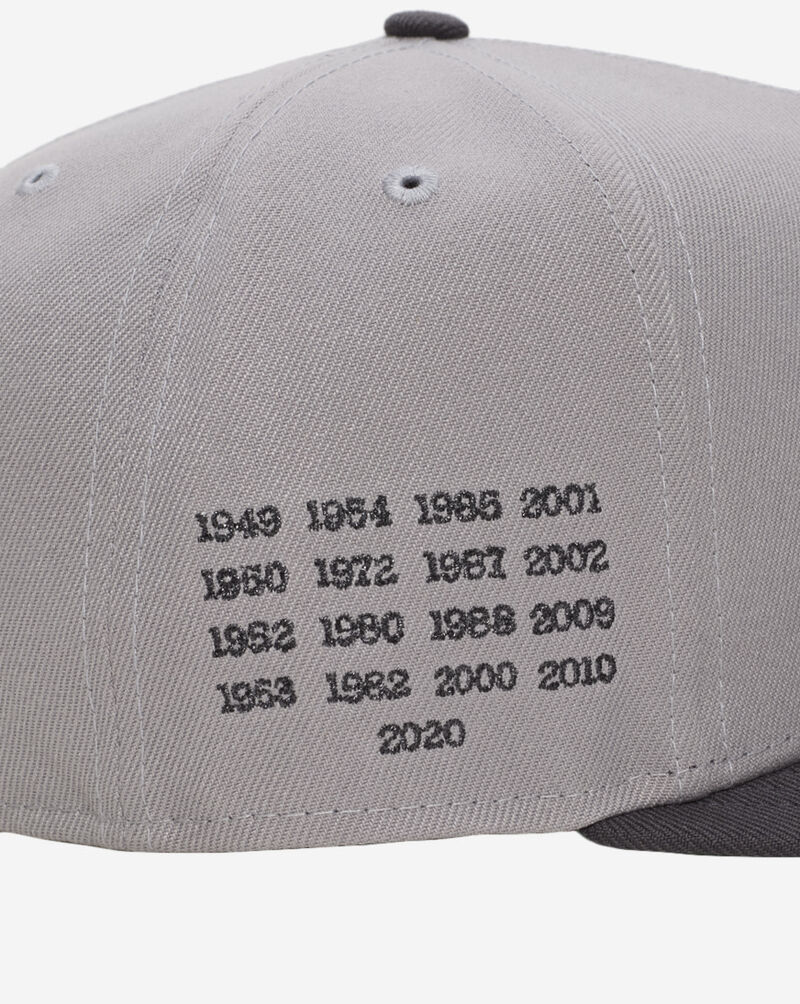 New Era 9Fifty Los Angeles Lakers Snapback Hat 70925045 Grey 2