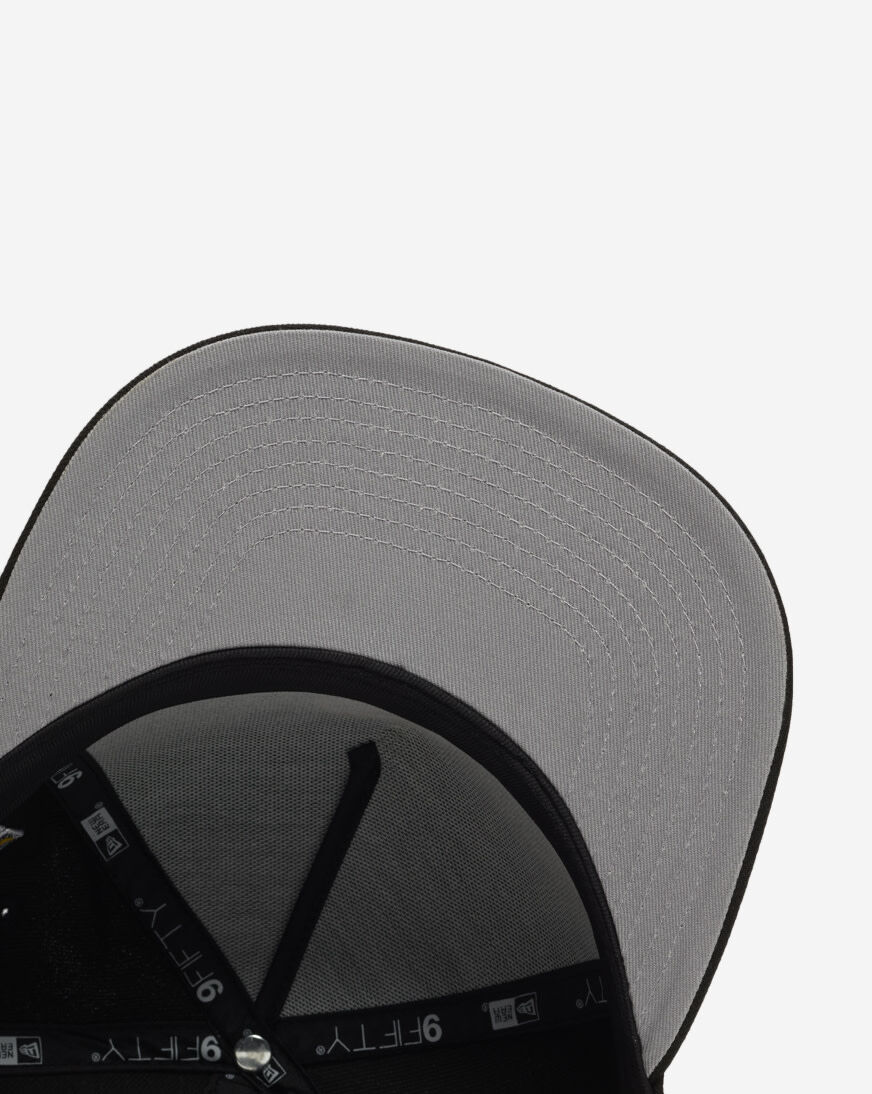 Shop New Era 9Fifty Chicago White Sox Retro Hook A-Frame Snapback