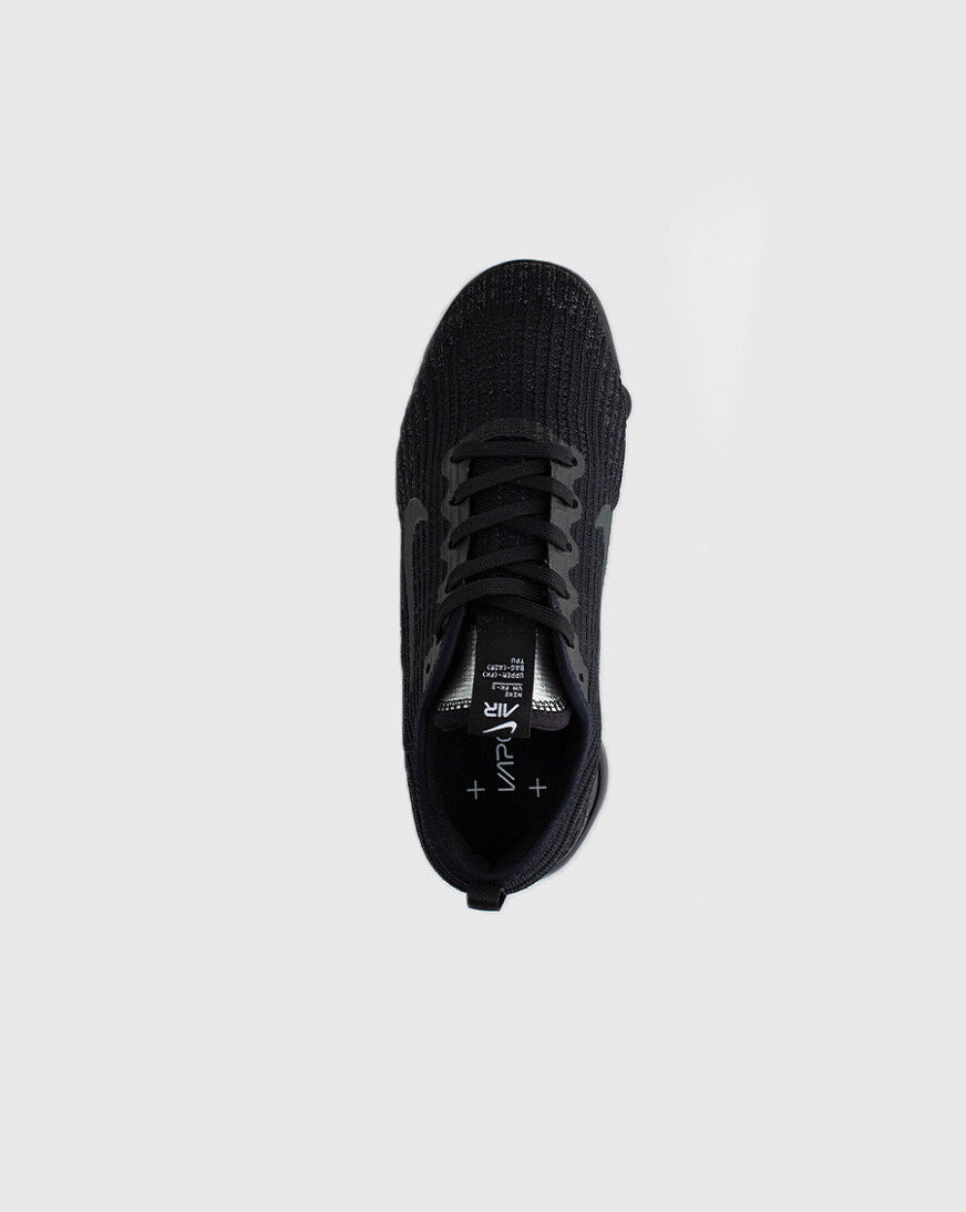 black vapormax grade school