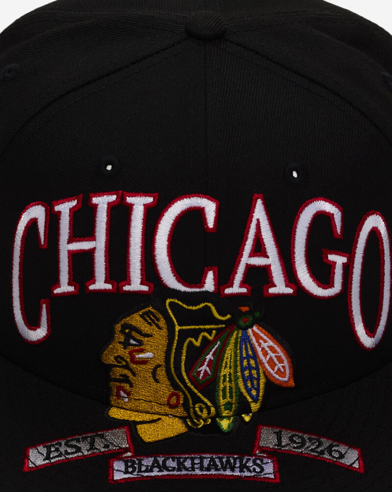 New Era 59Fifty Chicago Black Hawks Oversized Script Fitted Hat 60693650 Black 2