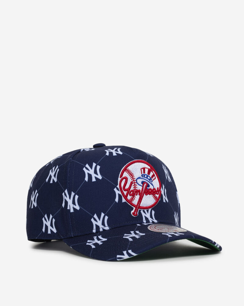Mitchell  Ness New York Yankees Pro Pinch Step N Repeat Snapback Hat HP18121-NYYNAVY Blue 1